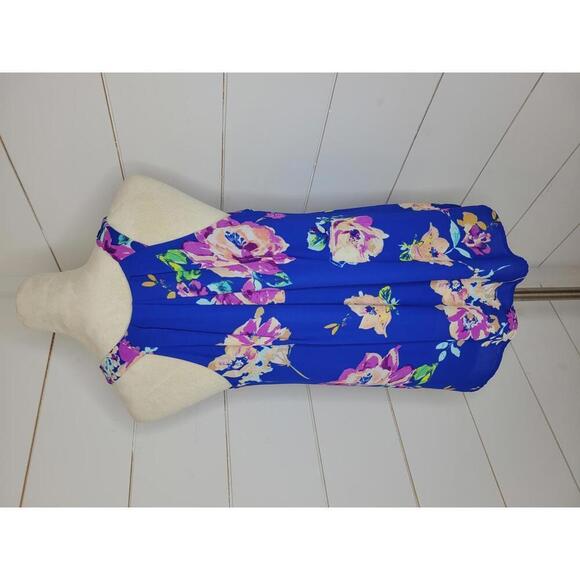 Everly small cobalt blue floral sleeveless top - Picture 2 of 4